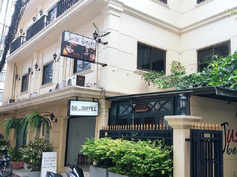 Justbeds Hotel Bangkok Bagian luar foto