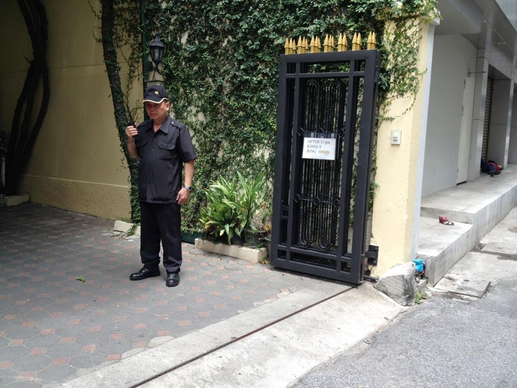 Justbeds Hotel Bangkok Bagian luar foto