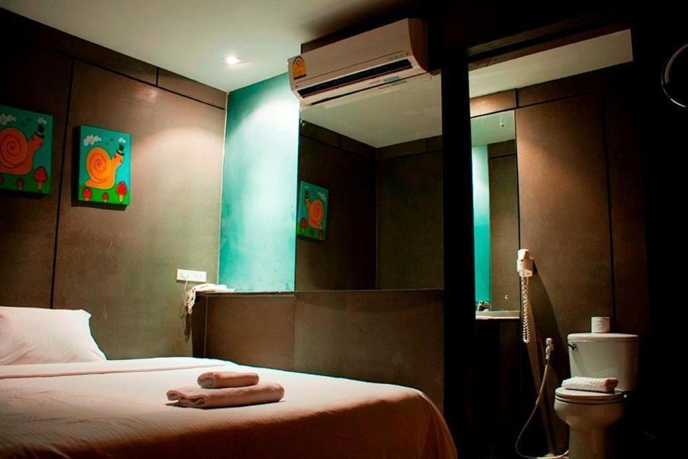 Justbeds Hotel Bangkok Bagian luar foto