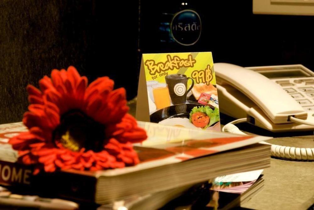 Justbeds Hotel Bangkok Bagian luar foto