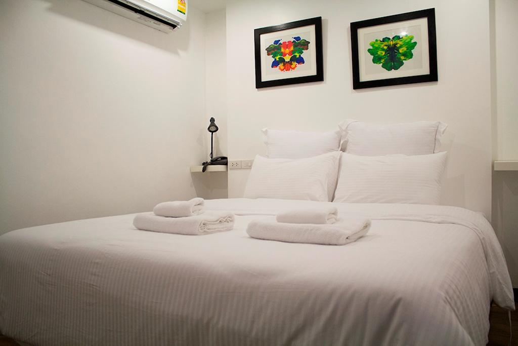 Justbeds Hotel Bangkok Bagian luar foto
