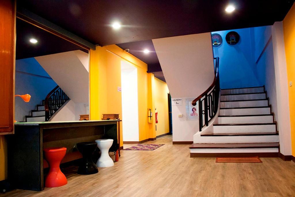 Justbeds Hotel Bangkok Bagian luar foto