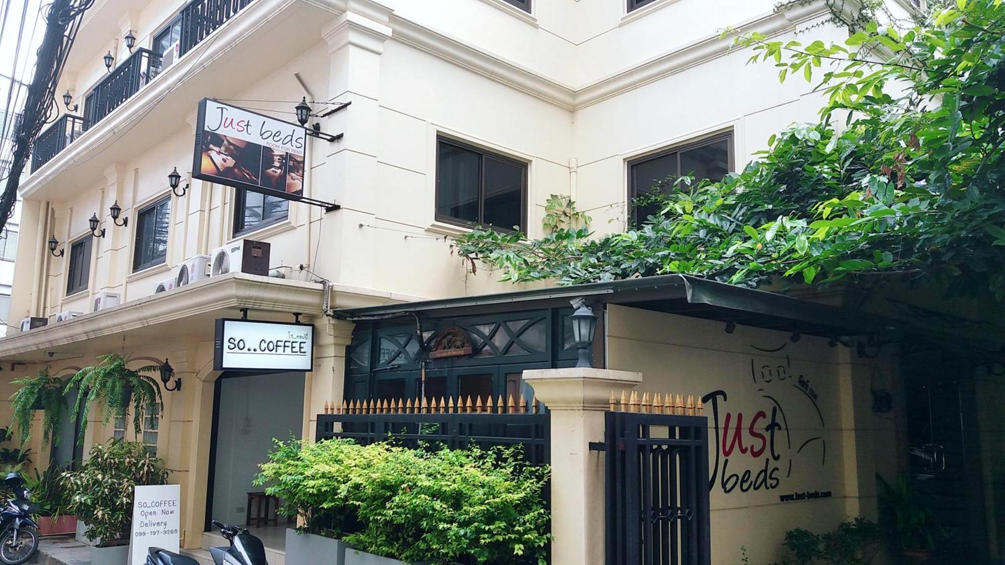 Justbeds Hotel Bangkok Bagian luar foto