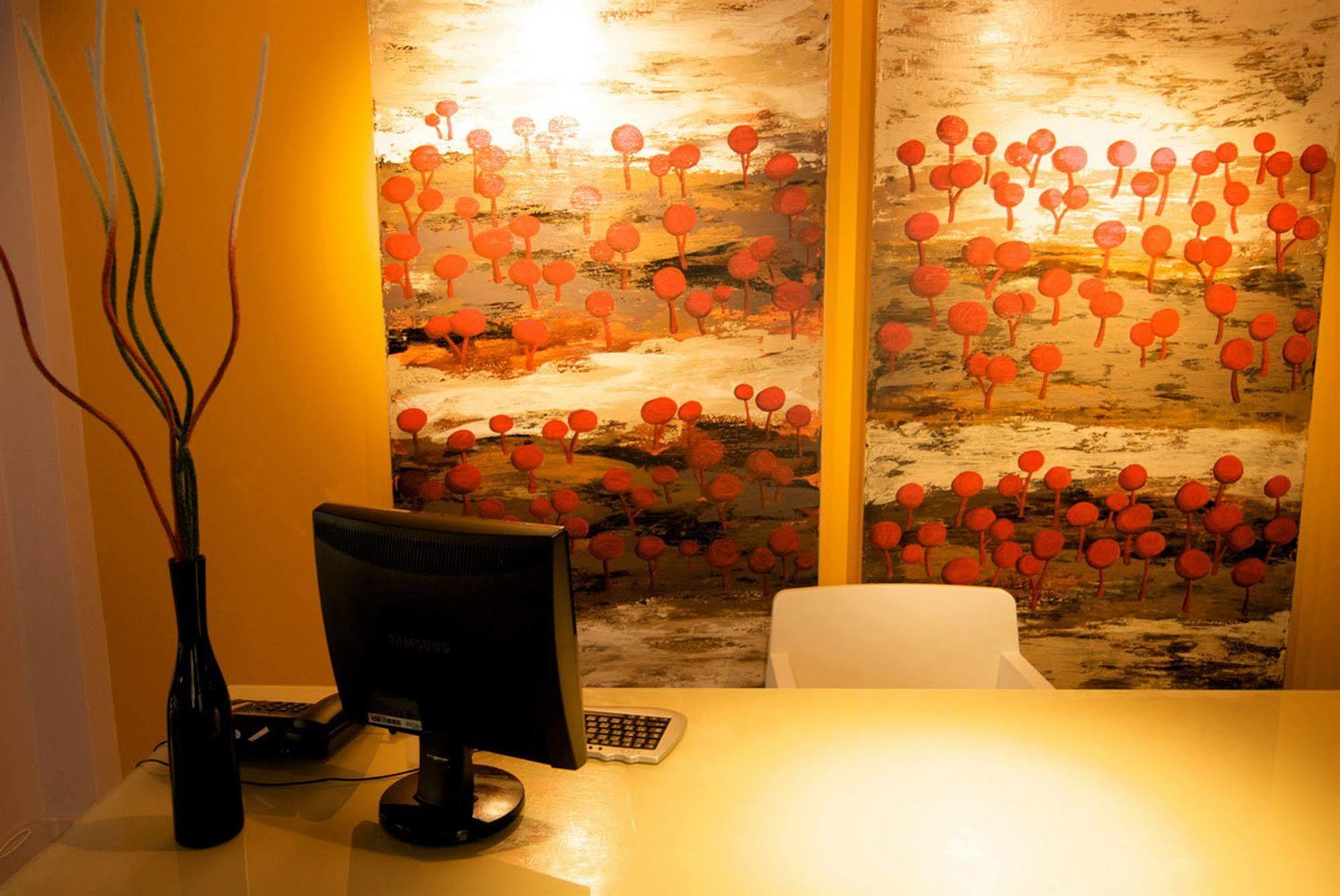 Justbeds Hotel Bangkok Bagian luar foto